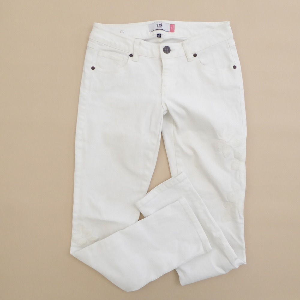 Cabi Womens Slim Boyfriend White Embroidered Floral Jeans Size 2 Cotton Stretch